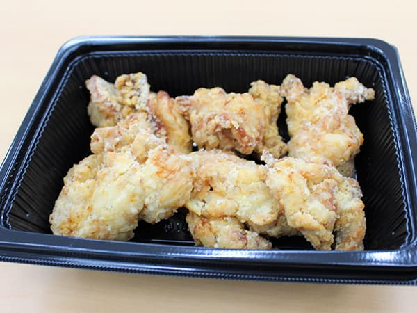 鶏もも肉の唐揚げ